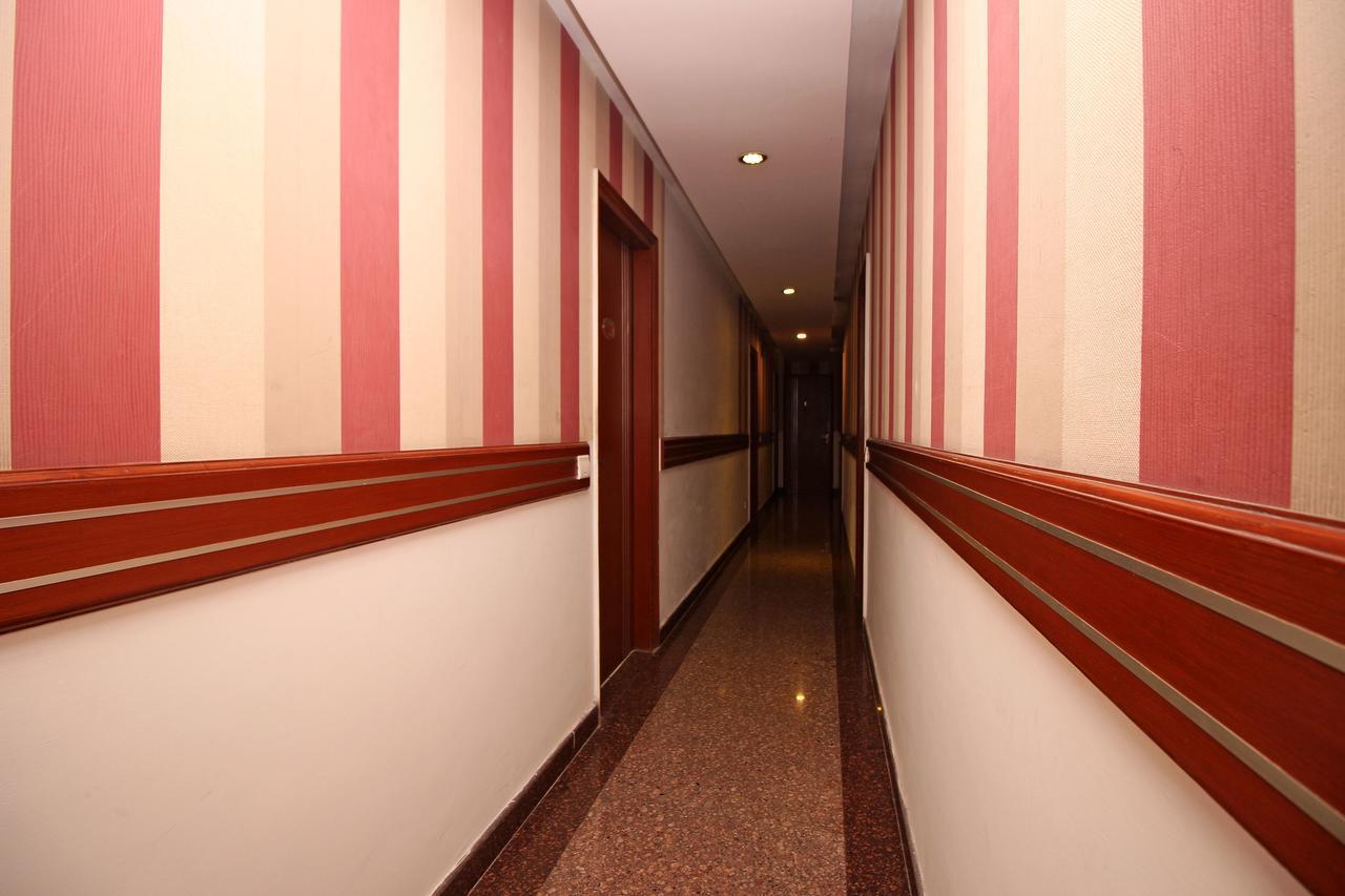 Hotel Arina Inn New Delhi Exterior photo